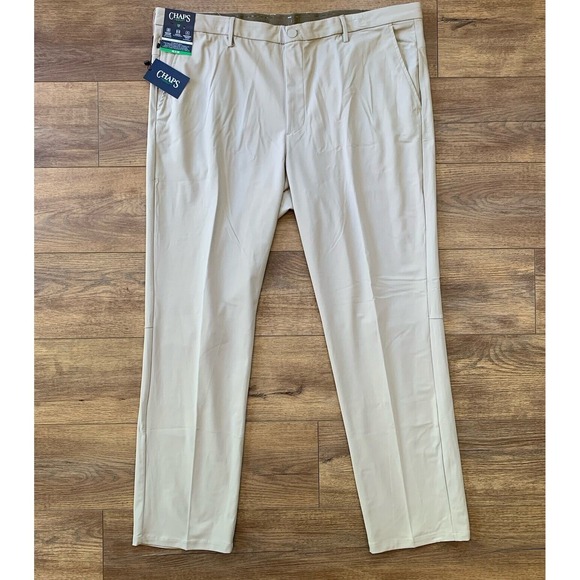 Chaps Golf Men's 42x32 Khaki Beige Slim Fit Stretch Waistband Chino Pants NWT - Picture 2 of 9